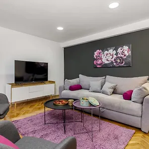 https://apartment-sancti-viti.primorje-gorskikotar.com