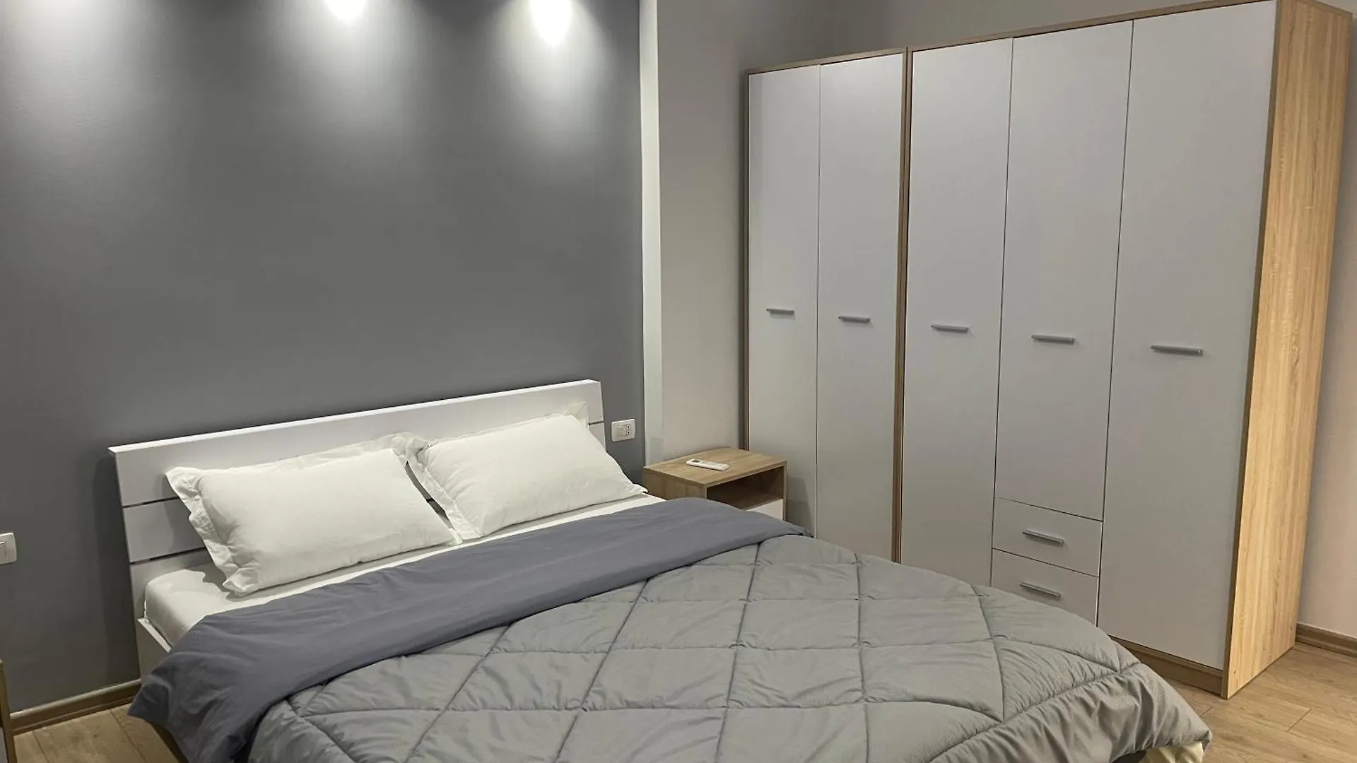 Apartament New Bazaar 2022 Tirana