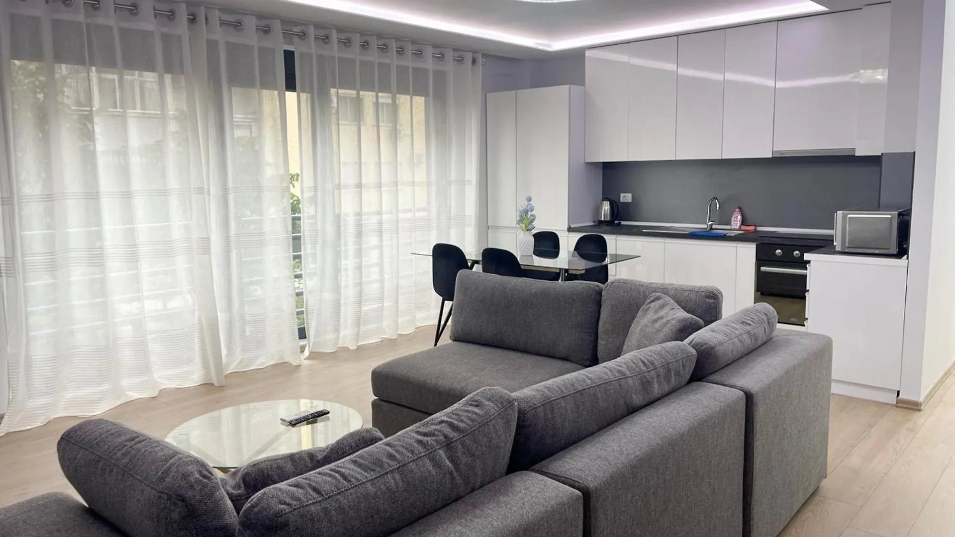 Apartament New Bazaar 2022 Tirana